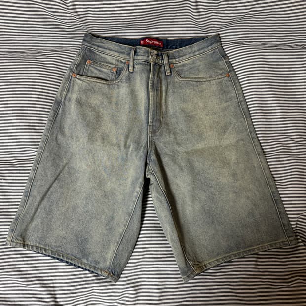 슈프림 배기 데님 쇼츠 더티 인디고