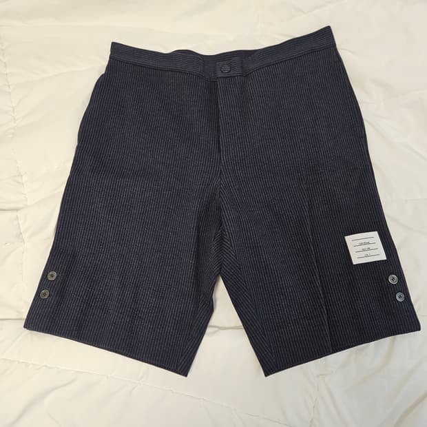 새상품) 톰브라운 시어서커 더블 페이스 테크 쇼츠 3 사이즈