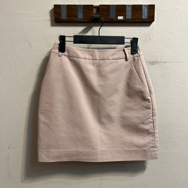 시에 미니 스커트