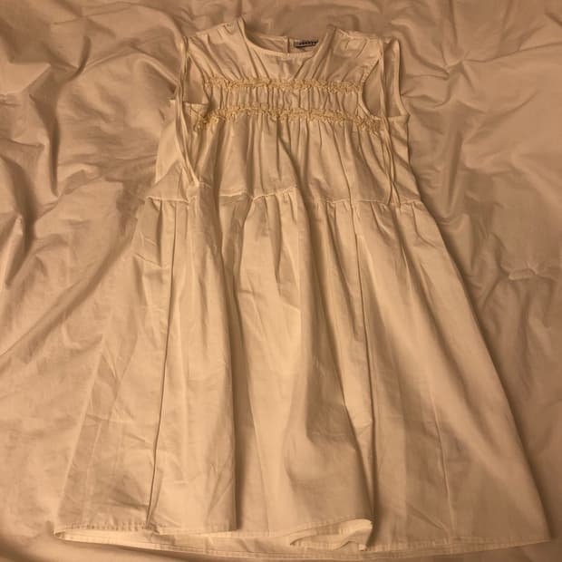 셔링 화이트 원피스