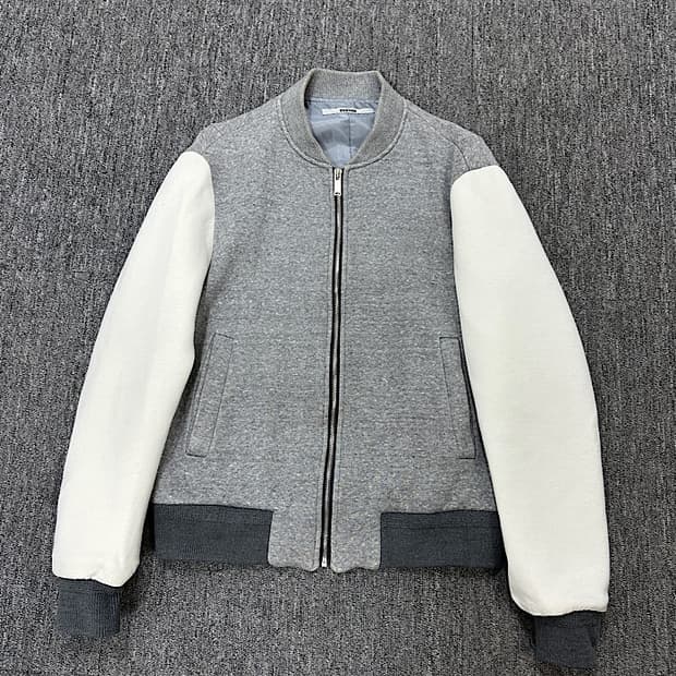 시스템 바시티 자켓 