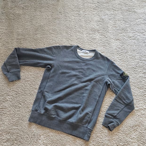 Stone Island 맨투맨