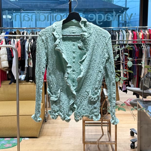 이세이미야케 미 그린 러플 가디건 