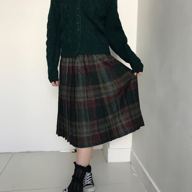 Classic check skirt
