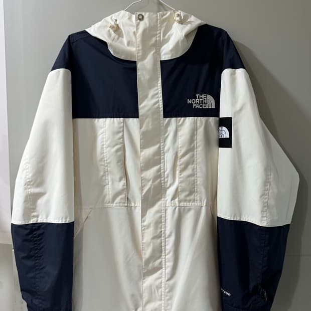노스페이스 네오 베이든 화이트라벨 바람막이
