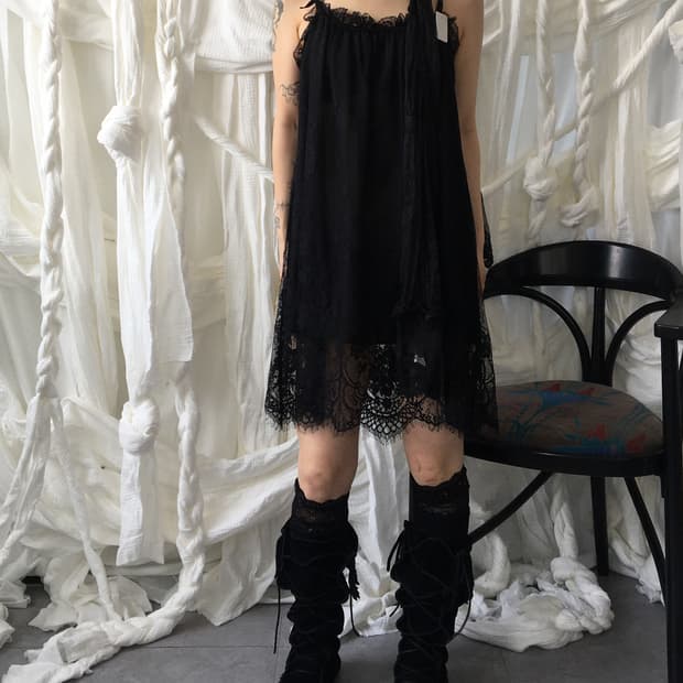 Flower pattern lace sleeveless onepiece