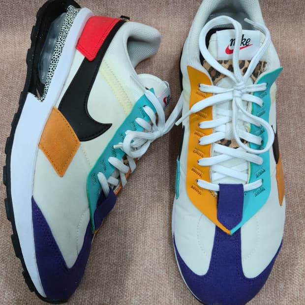 나이키 275mm- 에어맥스 프리데이 SE 서밋 화이트 하바네로 레드