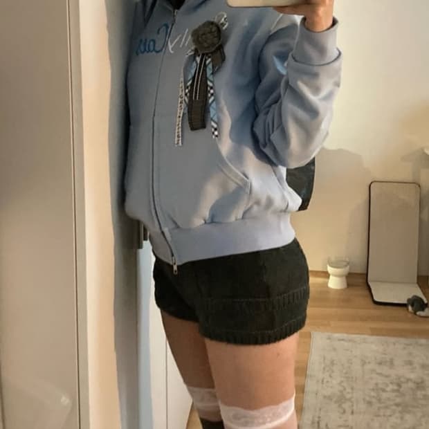 제스픽션 온리캣츠 후드집업