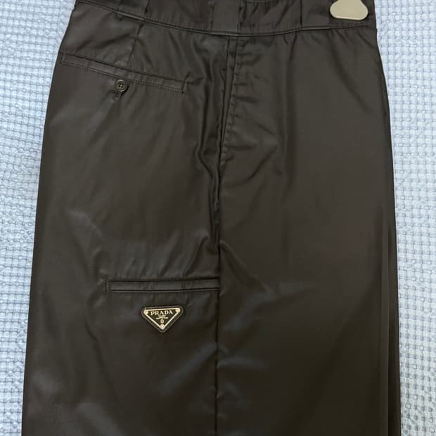 프라다 리나일론 버뮤다쇼츠 50