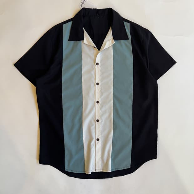 COLOR BLOCK PANEL SHORT SLEEVE SHIRT