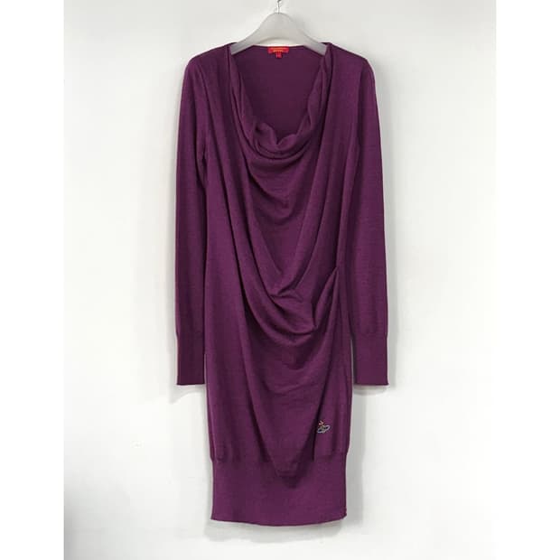 비비안웨스트우드 카울넥 니트 원피스