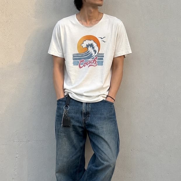 COACH 웨이브 그래픽 반팔 티셔츠 