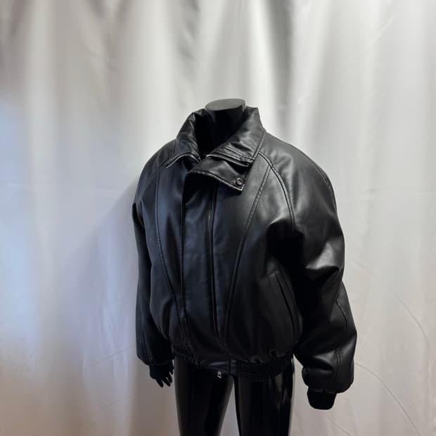 하이넥 푸퍼 비건레더 패딩