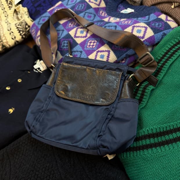 2012 2012 Y'SACCS 레더 패치업 슬링백