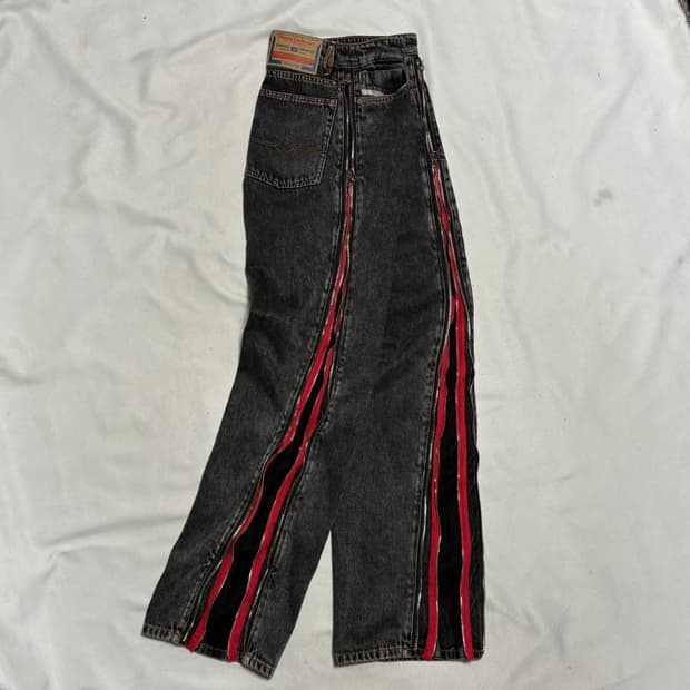 W31 디젤 인더스트리 사이드지퍼 데님 팬츠