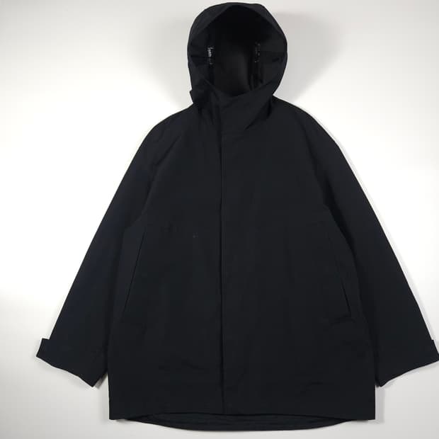 유니클로 U 후드 바람막이 자켓