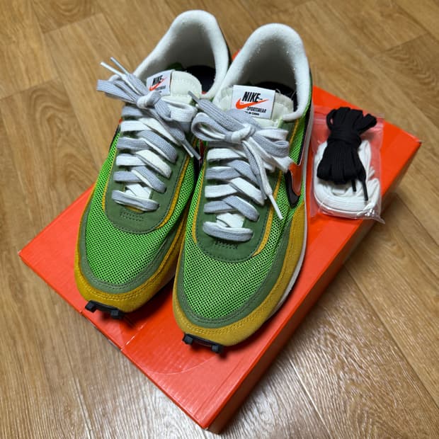 나이키 사카이 LD와플 그린 멀티 255