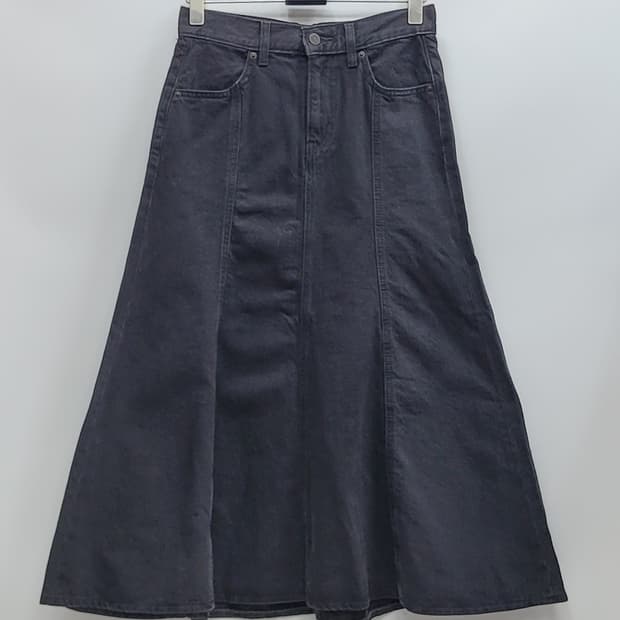 LEVI'S 리바이스 블랙진 데님 스커트 / 여 26 
