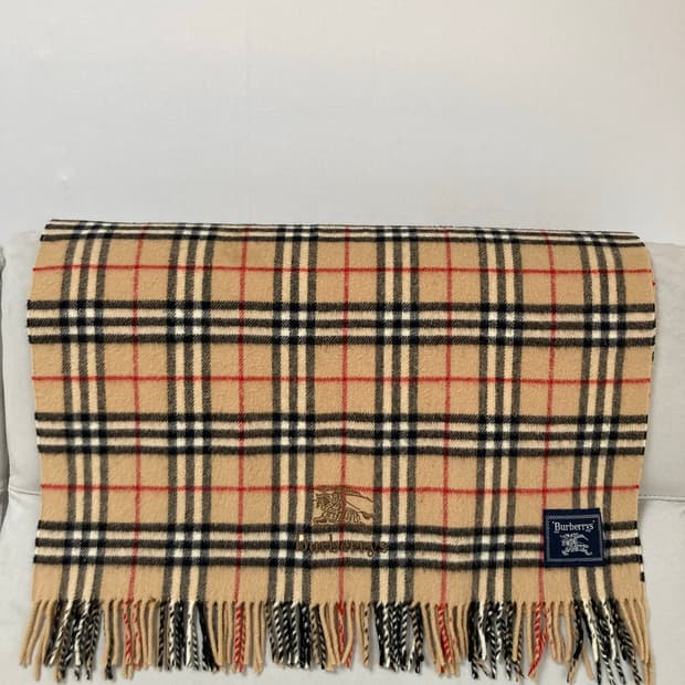 정품) 버버리 노바체크 울100 무릎담요 겸 숄 베이지