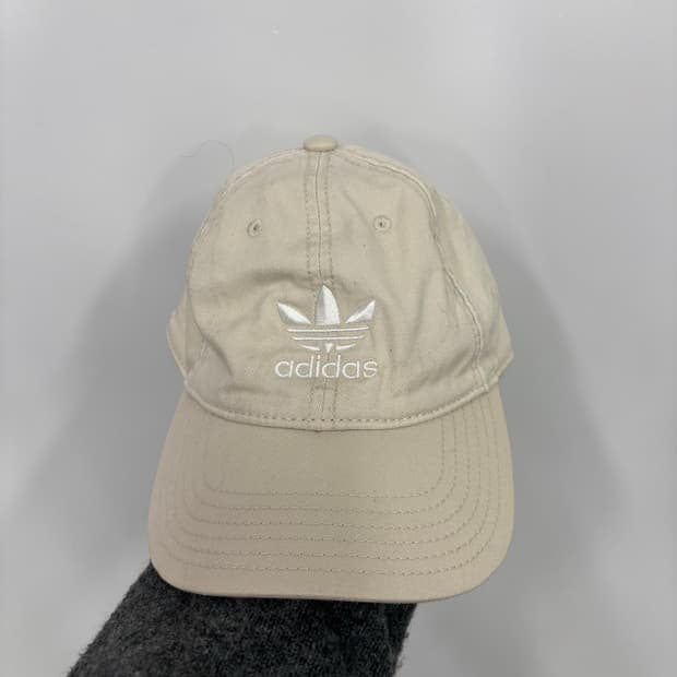 아디다스 베이지 파이어버드 볼캡