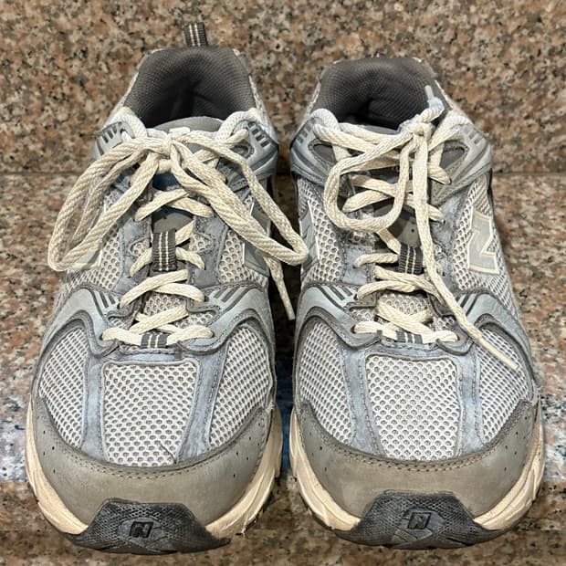 뉴발란스 530 빈티지그레이 285사이즈 MR530TG