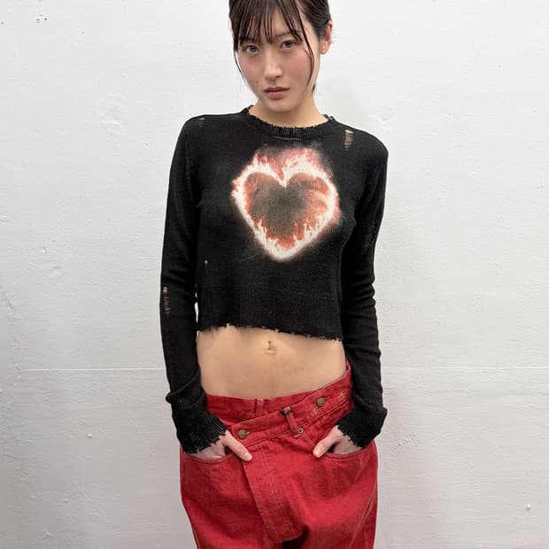 R13 플레이밍 하트 베이비 크루넥 니트