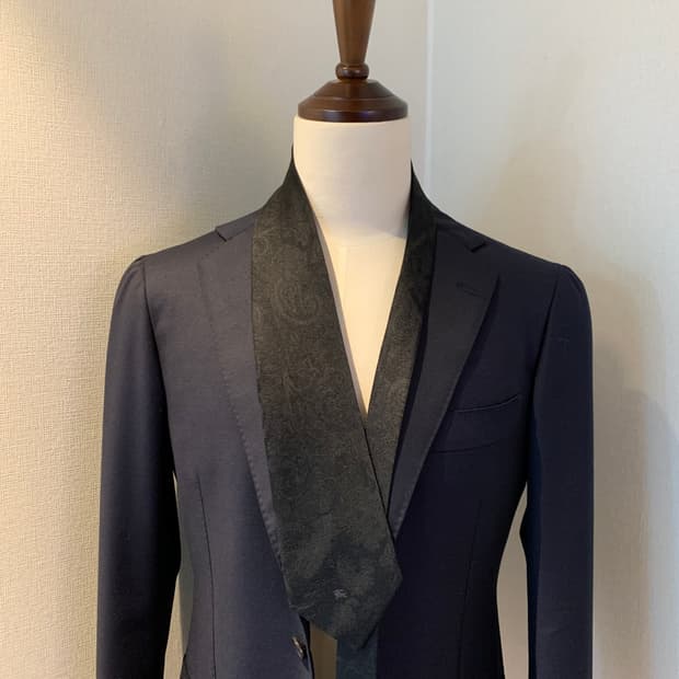 버버리(BURBERRY) 블랙 페이즐리 명품넥타이 100실크 A+등급