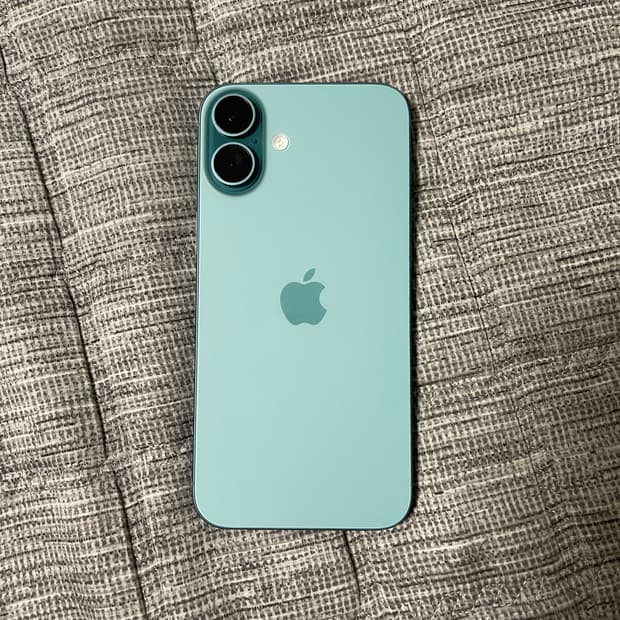 아이폰16플러스 틸색상 256gb s+급 판매합니다