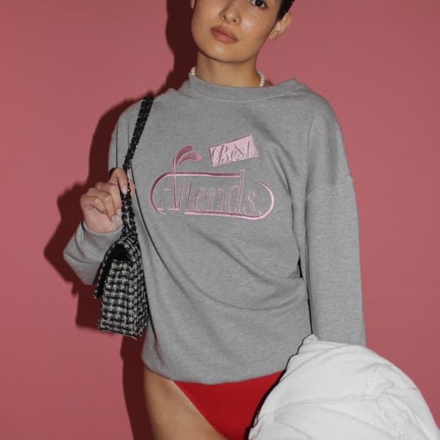 Attends 어텐즈 맨투맨 핑크