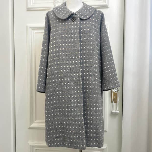 gray ivory dot cute mori reglan coat