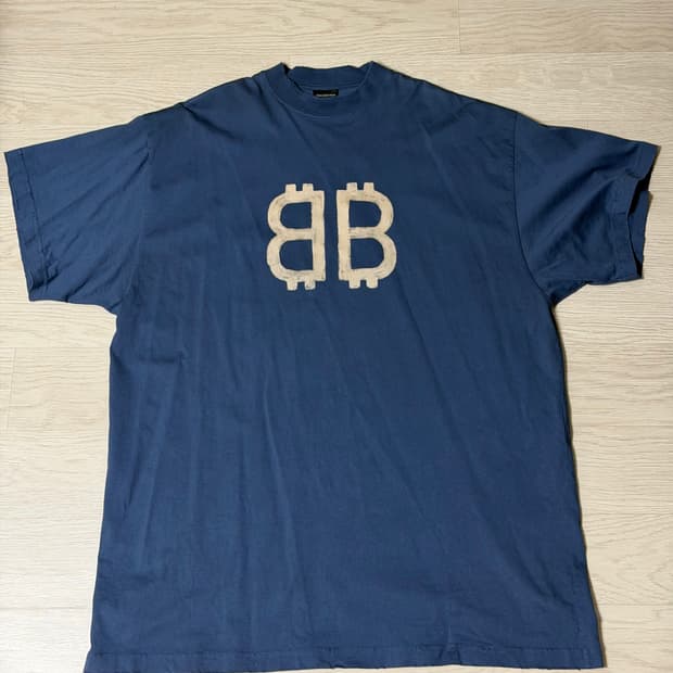 발렌시아가 크립토 반팔 티셔츠 블루