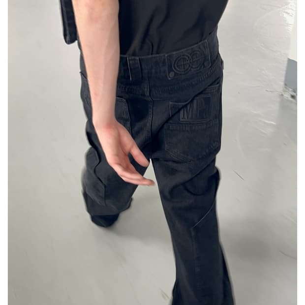 (S-M교환) 플라스틱프로덕트 MPa CALF POCKET PANTS 