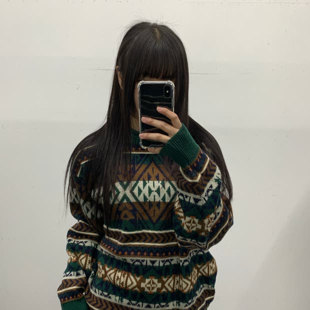 그린 패턴 니트