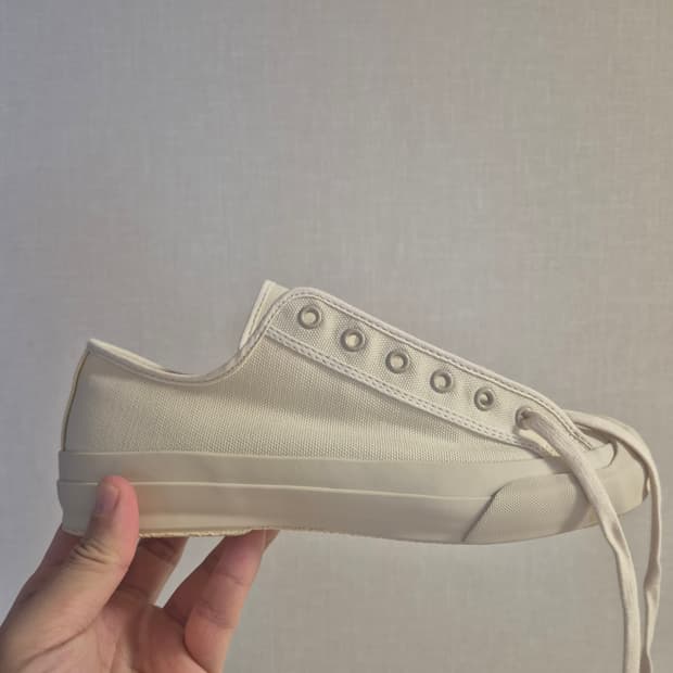 [새상품/230] 스튜디오 니콜슨 x 문스타 메리노 스니커즈 크림