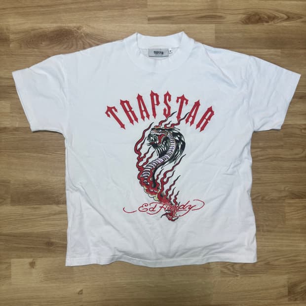 트랩스타 반팔 티셔츠