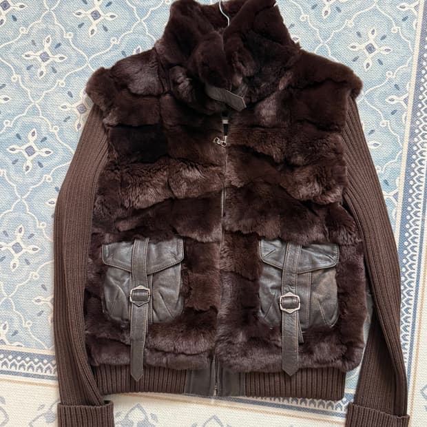 리얼퍼 배색 자켓