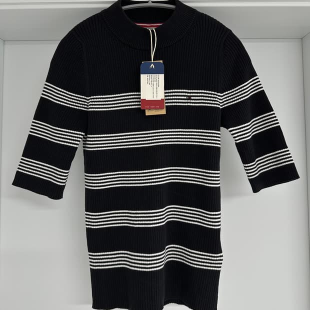 [타미힐피거] 여성 스트라이프 반팔 니트 티