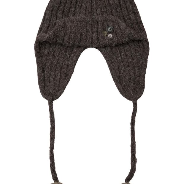 aeae 버튼 니트 트루퍼 비니 브라운 에이이에이이