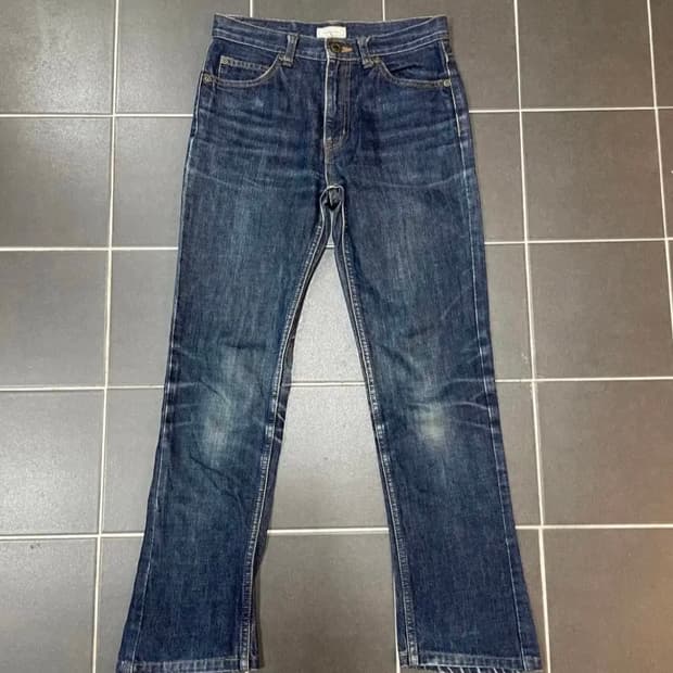 히스테릭 글래머 부츠컷