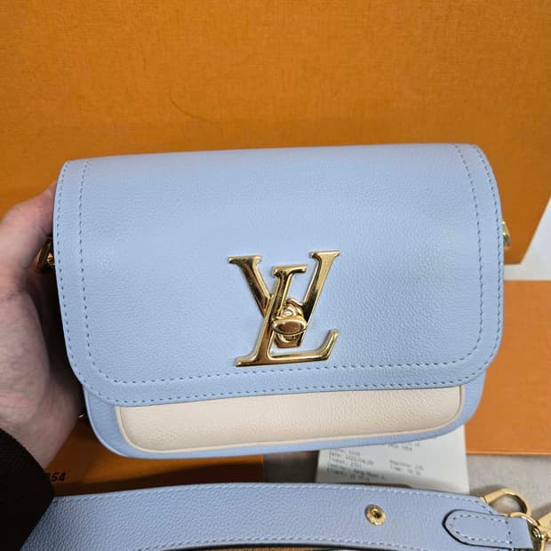 [보증서 정품] 루이비통 락미 텐더 숄더백