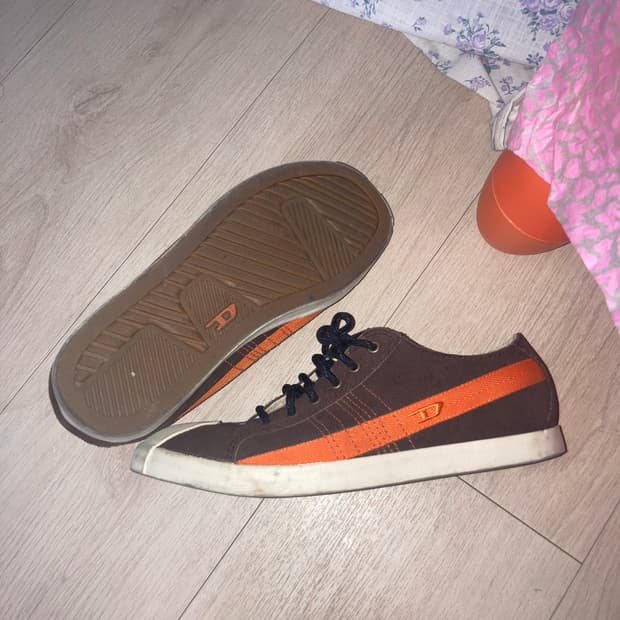 디젤 희귀 스니커즈 240