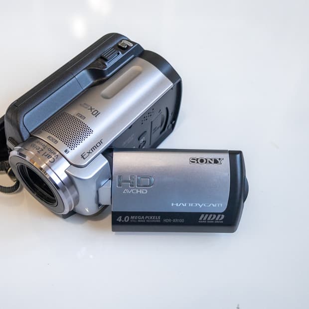 Sony HDR XR100 / 빈티지 디지털 캠코더
