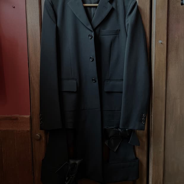 comme des garcons 컷아웃 리본 디테일 코트