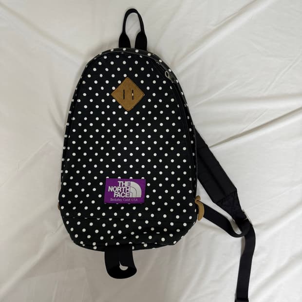 노스페이스 퍼플라벨 도트 슬링백 가방 크로스백