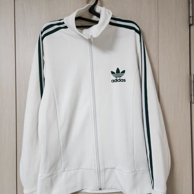 아디다스 흰초 구유로파 트랙탑 져지 사이즈105