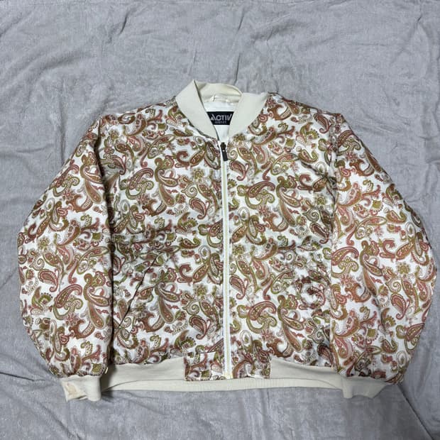 코오롱스포츠 90s 페이즐리 올드스쿨 봄버 자켓