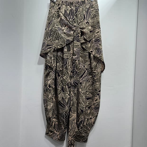 야자수패턴 랩 스타일 팬츠