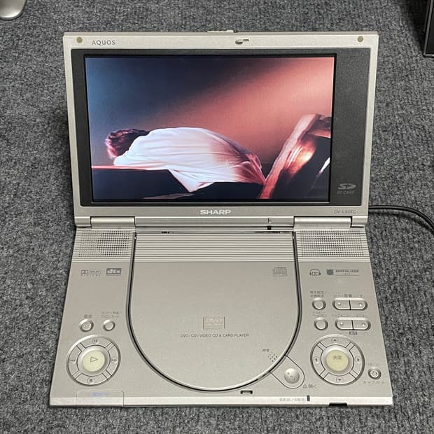 샤프 DV-L90TC 포터블 DVD 플레이어