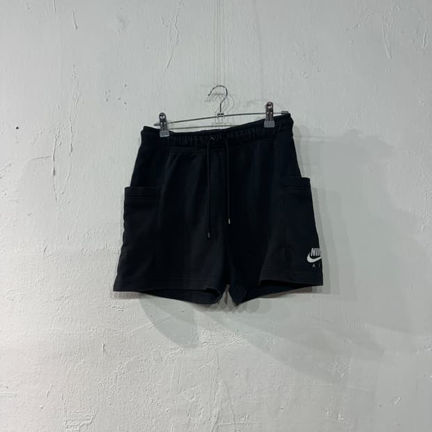 나이키 여성 숏팬츠 M