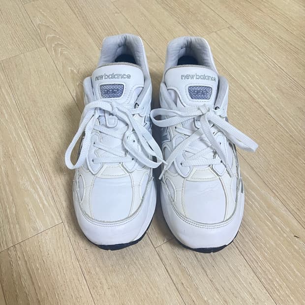 뉴발란스 992 화이트